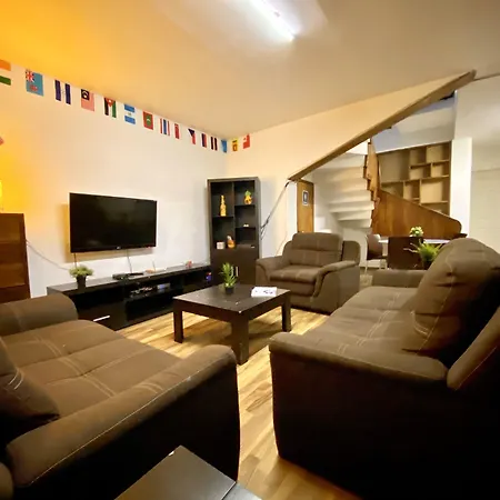 ROOMIES HOSTEL Condesa-2